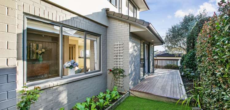 10 Kouras Place 10673_6