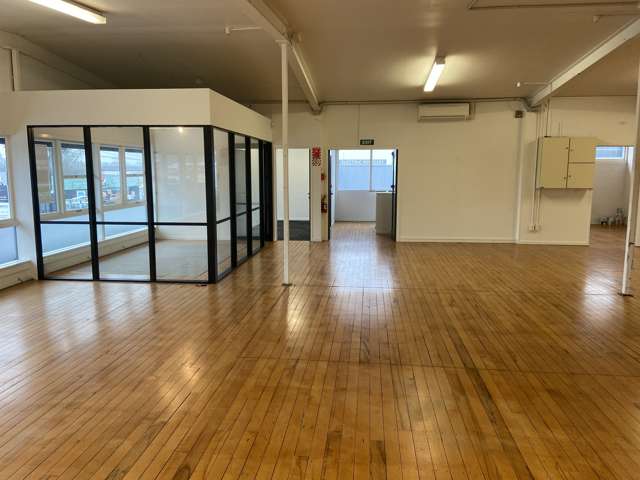 61 Barrys Point Road Takapuna_2