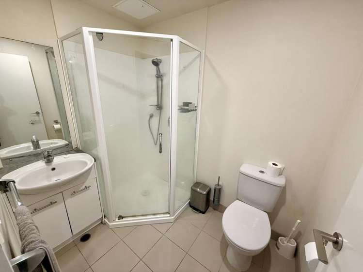 2a/23 Emily Place Auckland Central_4