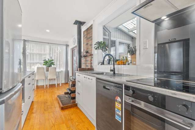 35 Tairere Crescent Rosehill_3