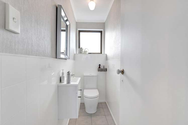11 Leatham Avenue Strandon_25
