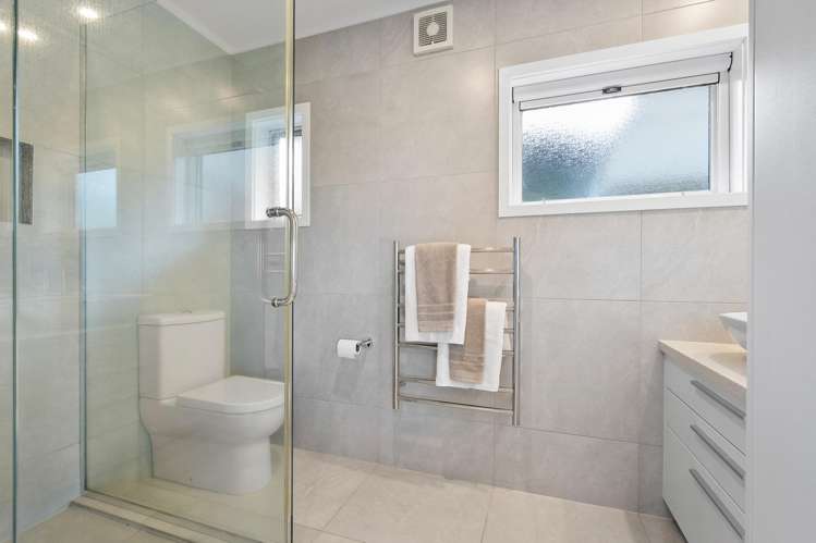 1/28a Ravenwood Drive Forrest Hill_11