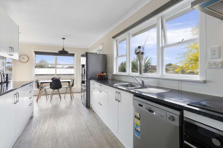 52 Kirkbride Road Mangere_5