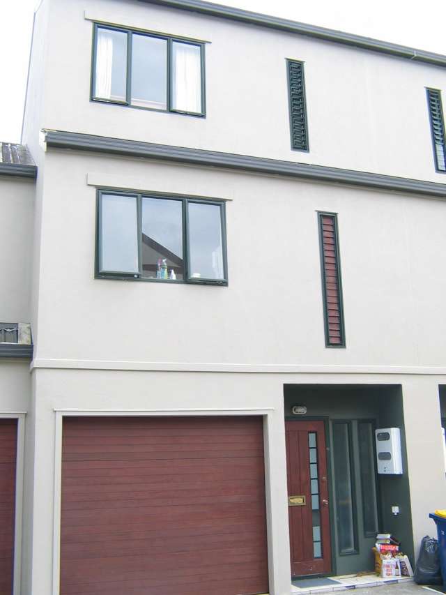 20/12 Ambrico Place New Lynn_1