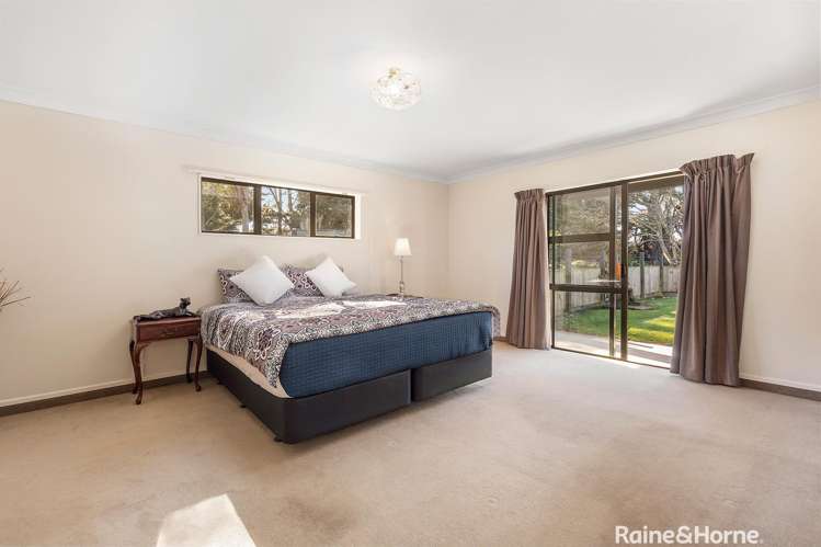 71 Railway Road Carterton_24