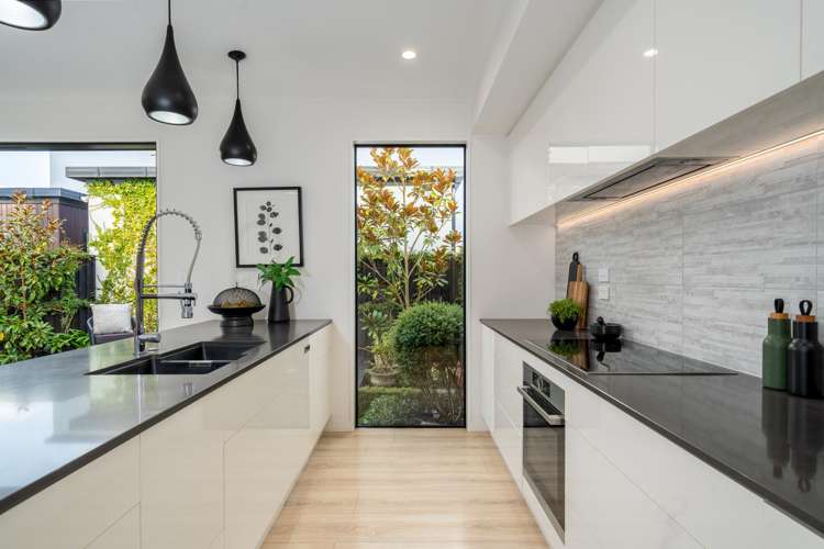 9 Garden Road_2