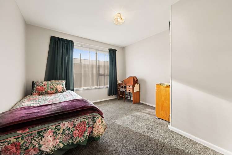 64 Oriana Crescent Hornby_16