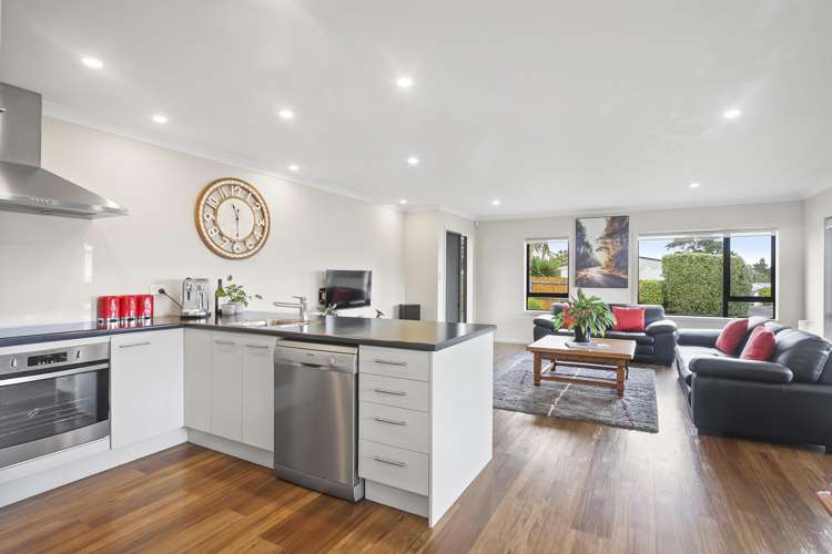 7 Vela Place Clarks Beach_5