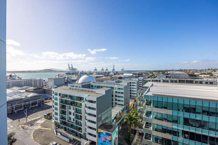 1307/30 Beach Road Auckland Central_17