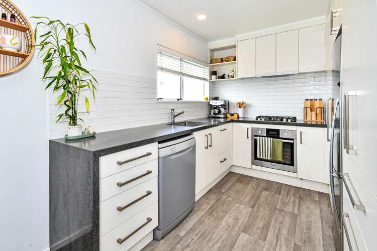 6 Lorelei Place Opaheke_4