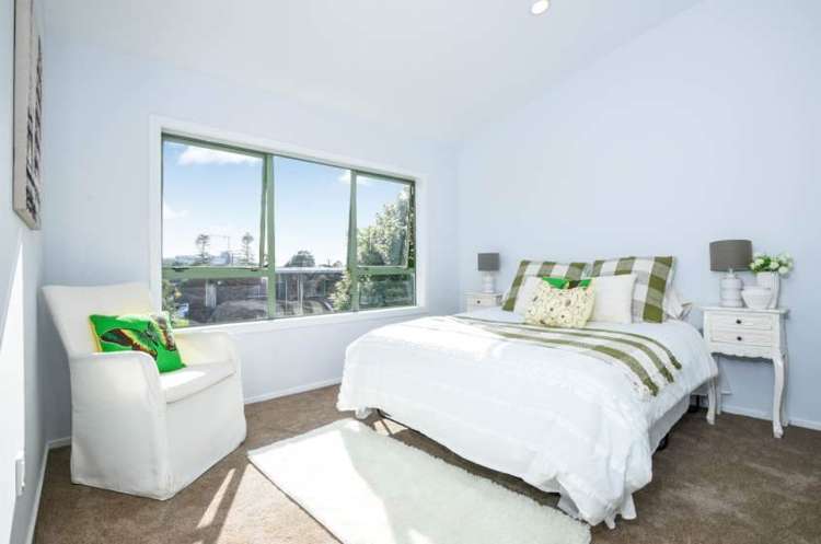 2/11 Woodbine Avenue Greenlane_17