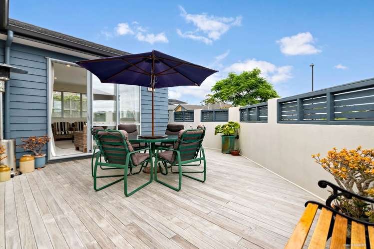 2 Emell Street Silverdale_7