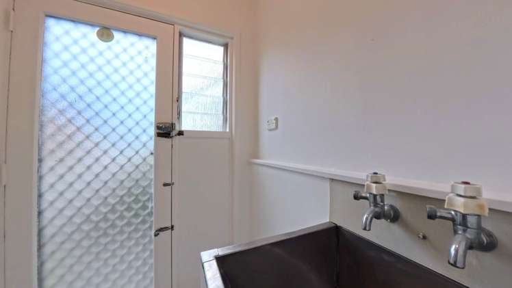 1/2 Fairview Road Mt Eden_6