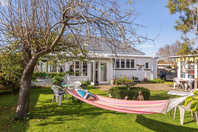 237 High Street Dannevirke_23