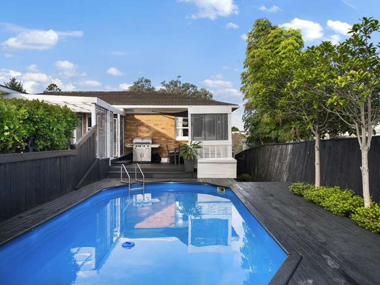 16 Finnerty Avenue Howick_1