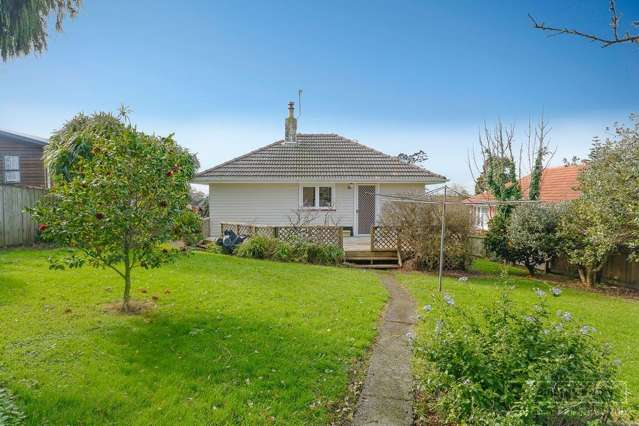 9 Ayrton Street Te Atatu South_3