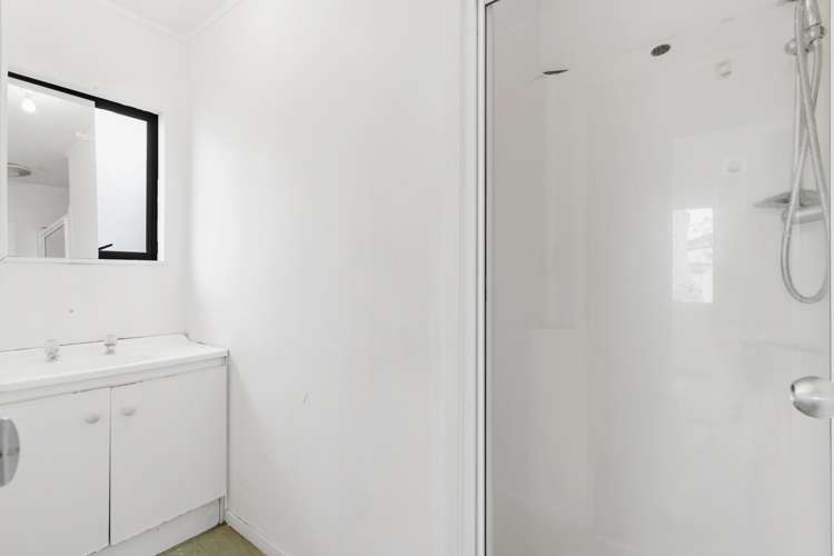 8 Berkeley Road Manurewa_17