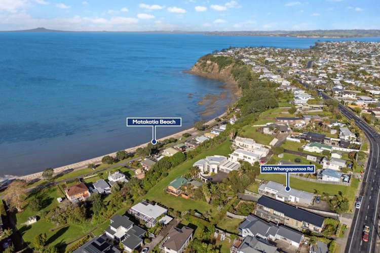 1037 Whangaparaoa Road Tindalls Beach_1