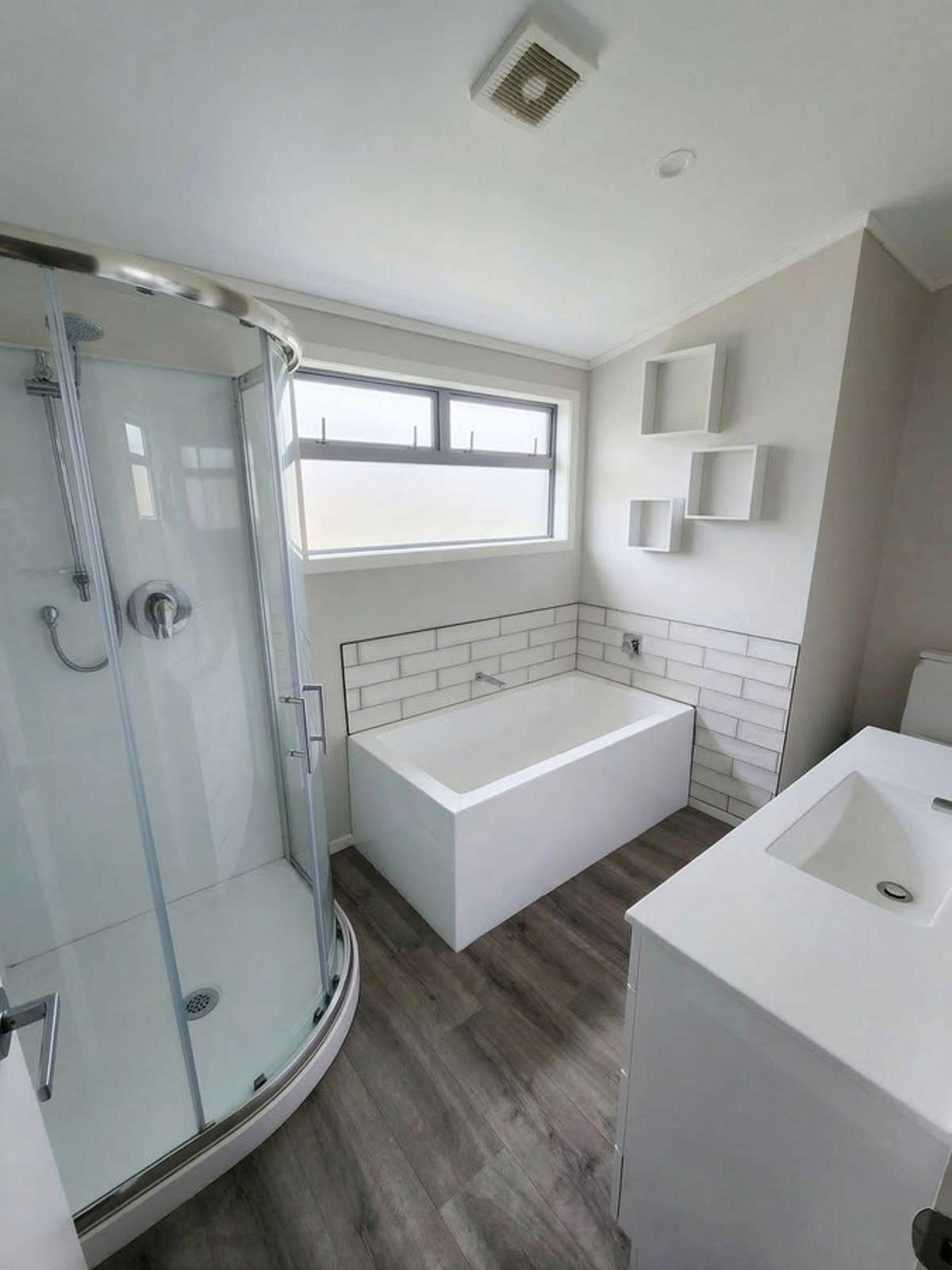 132 Riverside Drive_5