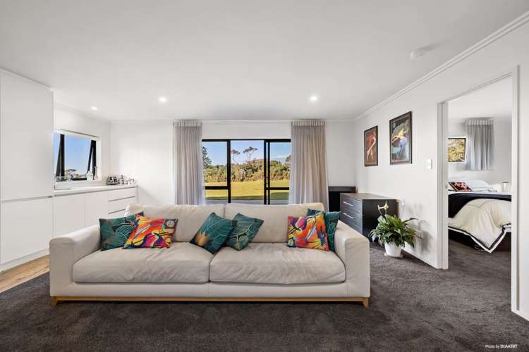 73 Sonja Drive Hunua_13