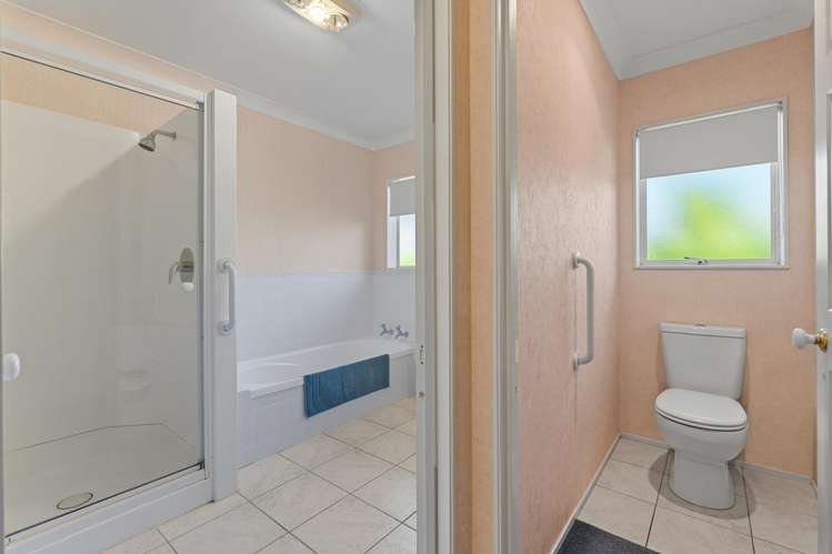 40 Settlers Grove Orewa_24