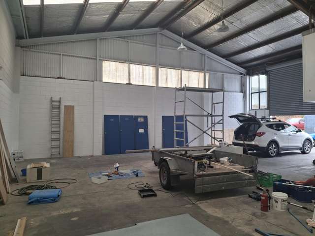 4 + 5/24 Hillside Road Wairau Valley_1