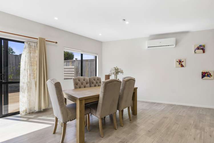 5a Hemsway Place Sunnyhills_11