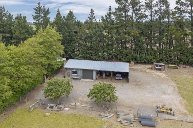 501 Courtenay Road Darfield_17