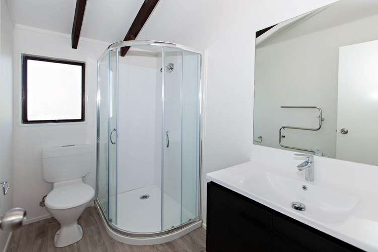 8/4 Taylor Street Blockhouse Bay_15