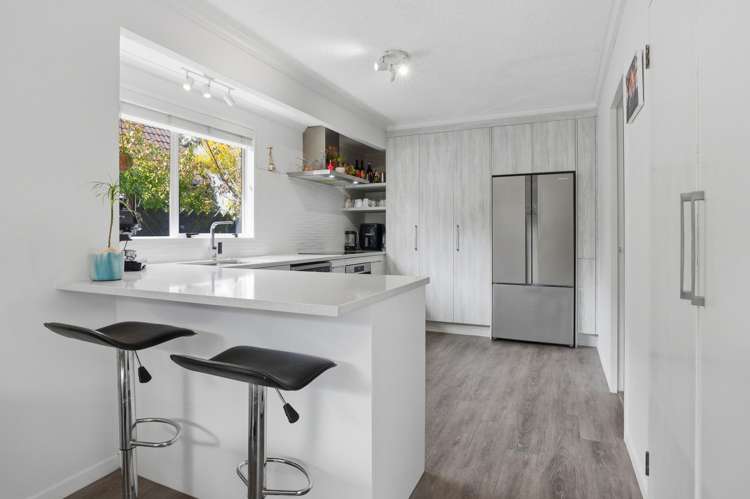 40 Sunrise Avenue Mt Maunganui_3