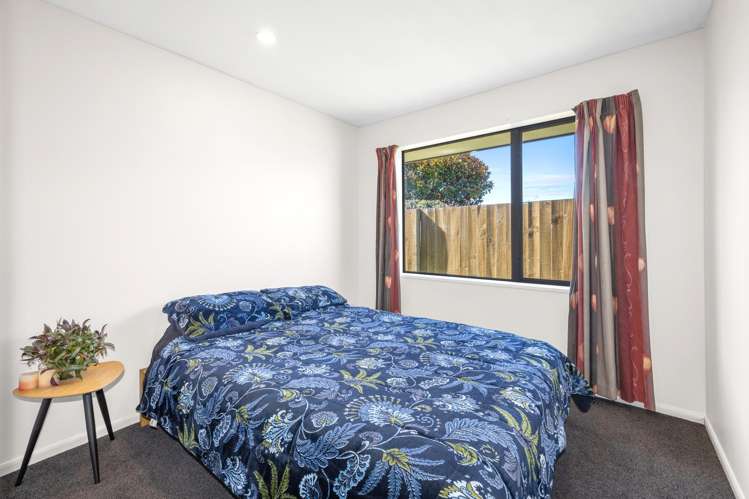 6 Sheraton Place Redwood_10