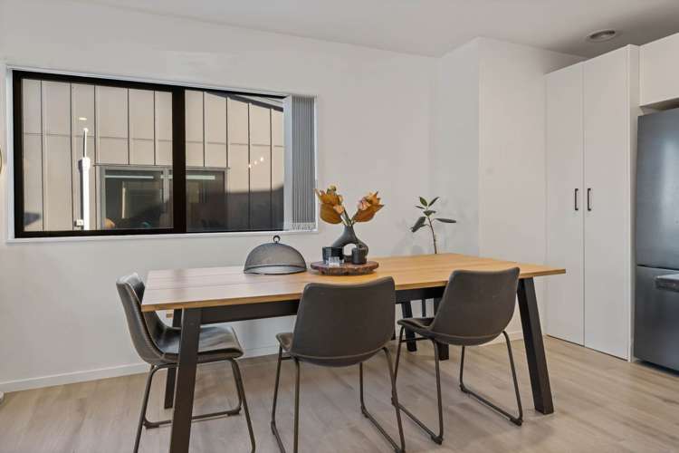 63 Black Beech Crescent Takanini_6