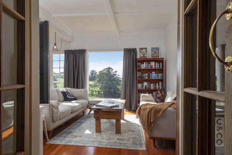 344 Waitakere Road Taupaki_13