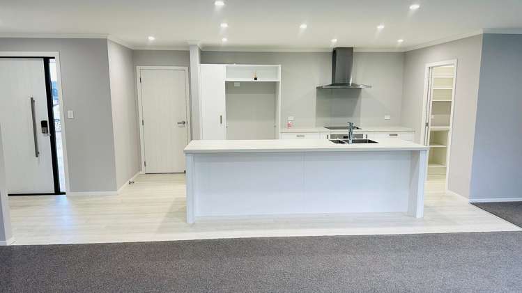 19 Dinneen Close Frimley_5