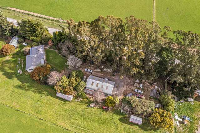 934 Clintons Road Charing Cross_4