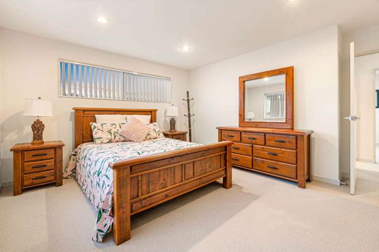 7 Moville Drive Flat Bush_15