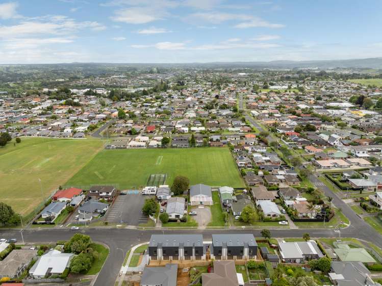 7a Yatton Street Greerton_11