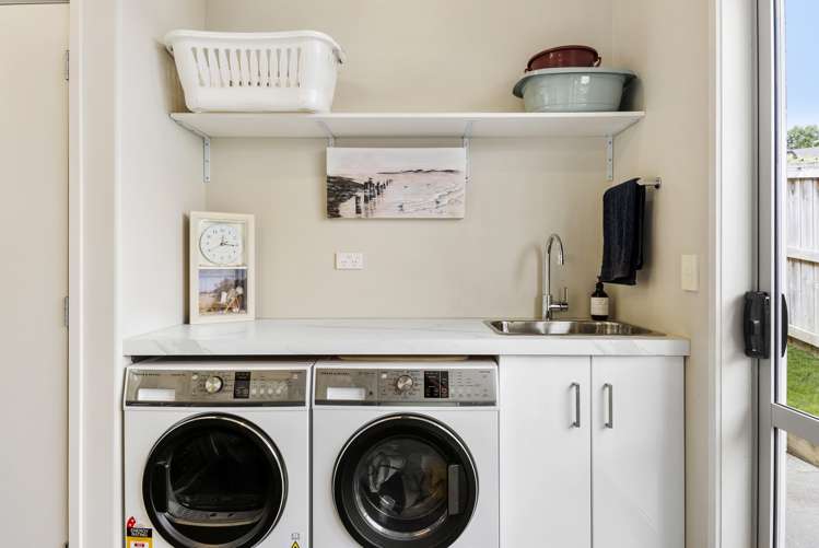 15 Waldorf Crescent Orewa_18