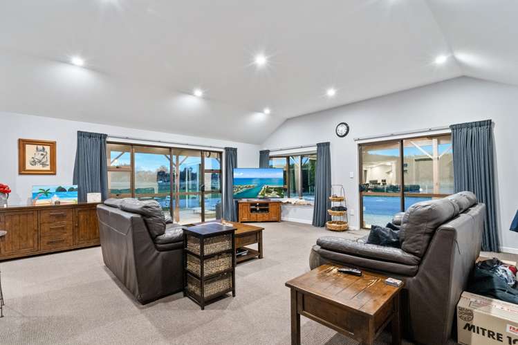 295 Bay Road West Plains_5