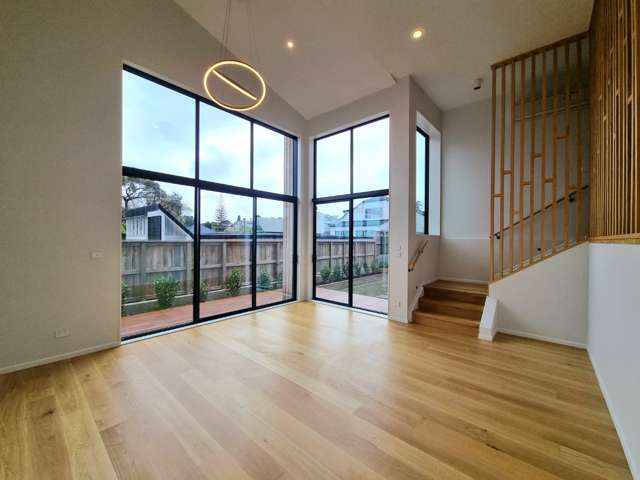 8 Matau Way Hauraki_2