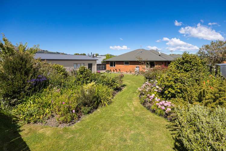 5 Berwick Street Mosgiel_16