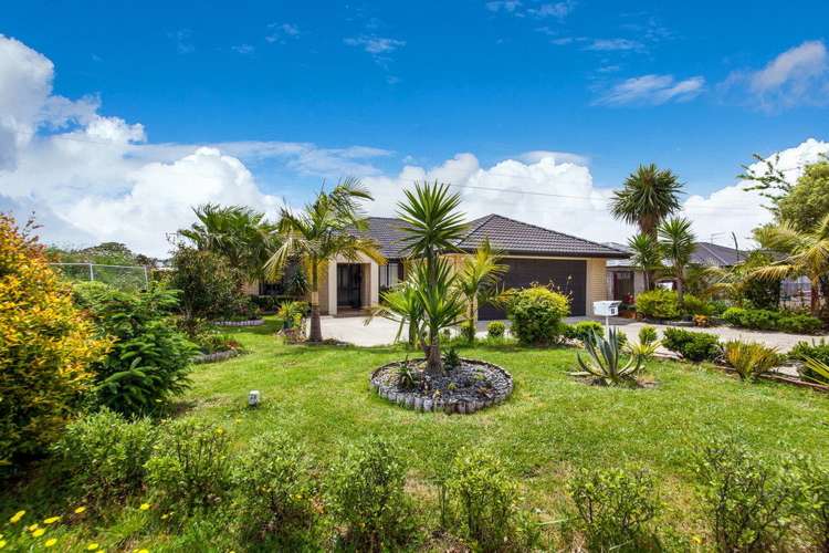 11 Holsten Place Massey_0