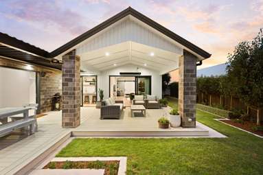 92 Hugo Shaw Drive_2