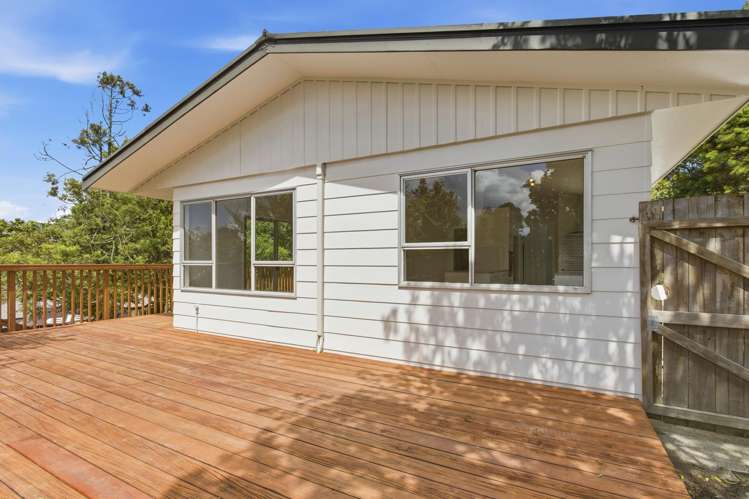 3 Win Grove Hatfields Beach_25