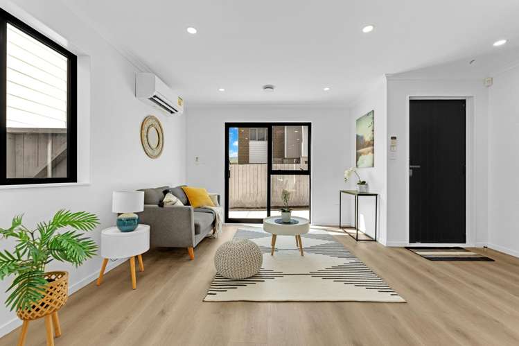 8D Gardiner Grove Mangere East_3