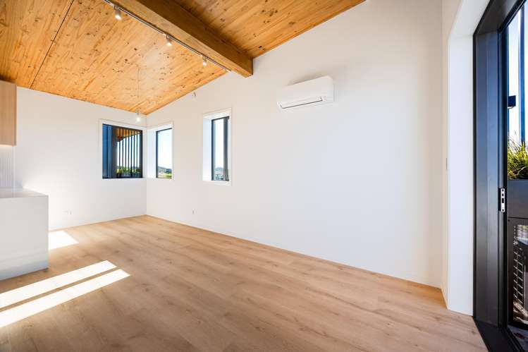 11/40 Waiparaheka Drive Milldale_6