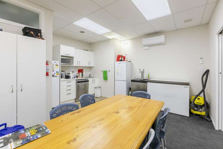 108 Stoneycroft Street Camberley_7