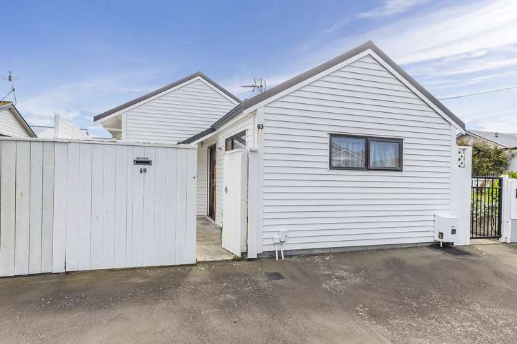 69 Endeavour Street Lyall Bay_12