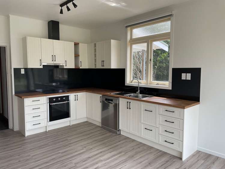 551 Three Mile Bush Road Kamo_17