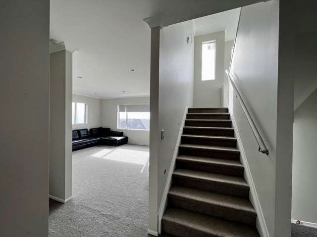 15 Fairhill Place Flat Bush_4